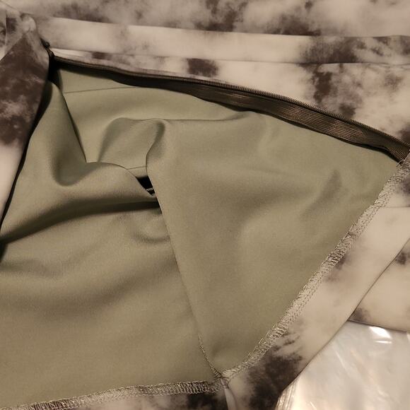 Zara Womens Green & White Tie Dye Flared Leggings Size SM Ankle Zipper Athletic - Picture 6 of 10